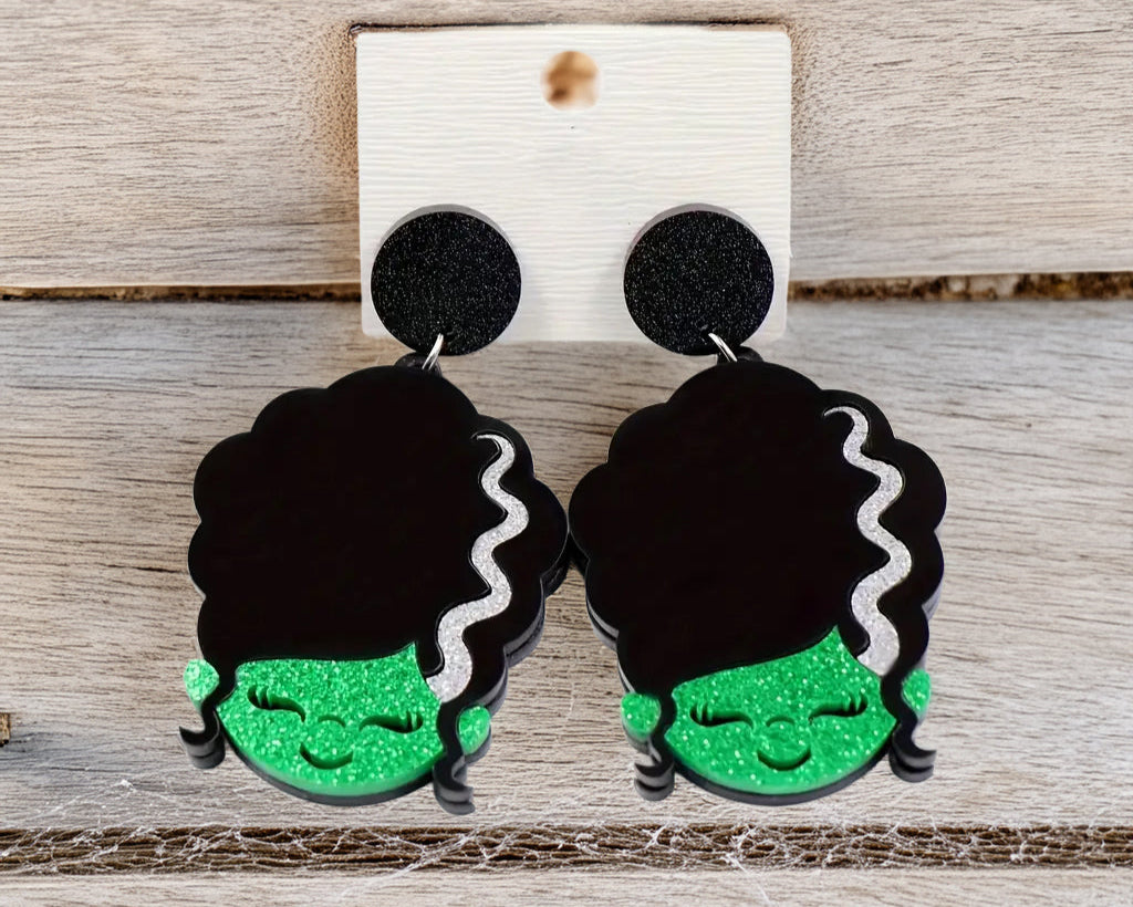 ⚡👑 Eva Earrings – The Monster Queen